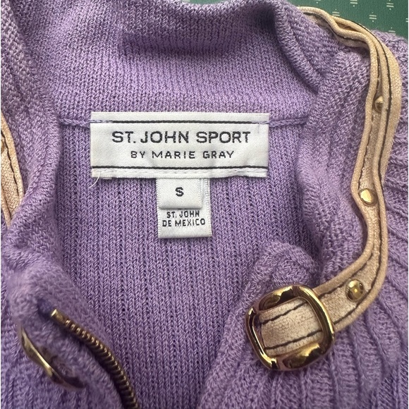 ST. JOHN SPORT by Marie Gray Knit Zip Jacket size S
Pit to pit: 19”
Length: 23” - Picture 9 of 10